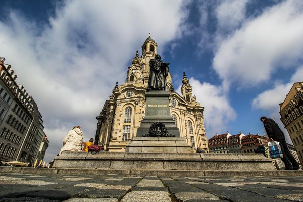Quels sont les équipements nécessaires pour un camping en région de canyons en été?